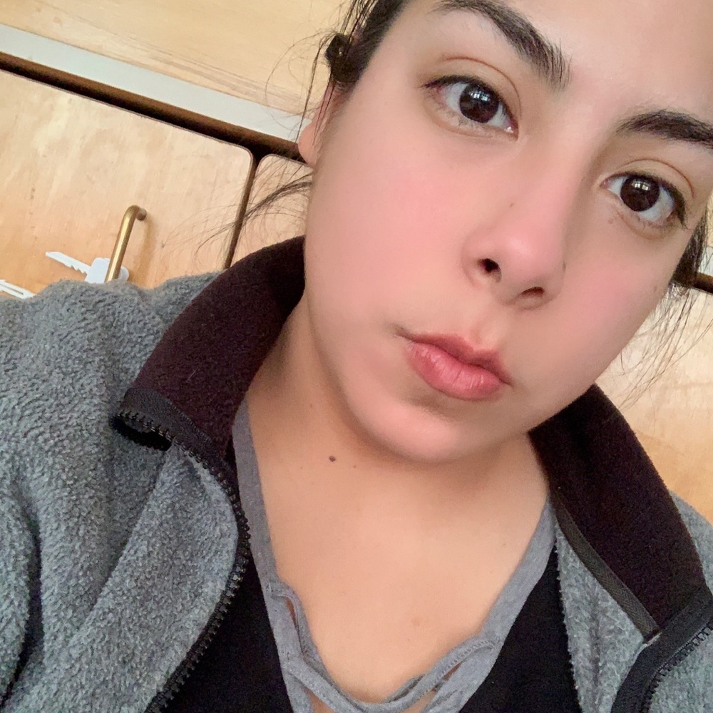 Meet your Posher, Raquel